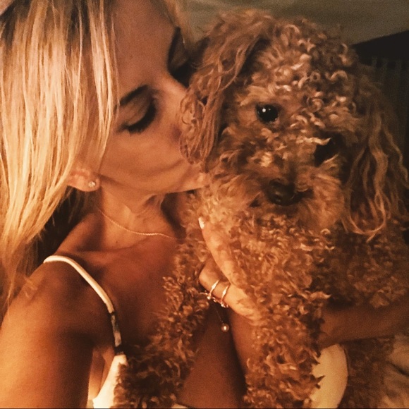 Meet your Posher, Effie - Picture 4 of 4